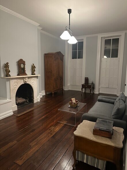 Building Photo - 239 W Lafayette Ave