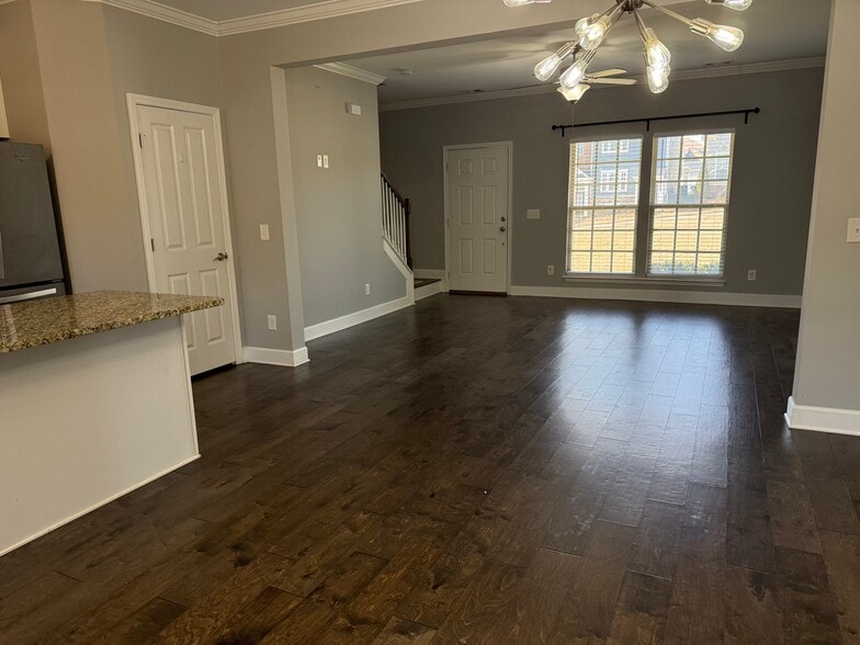 Building Photo - 104 Skylark Aly