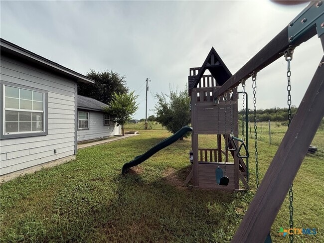 Building Photo - 256 Co Rd 481