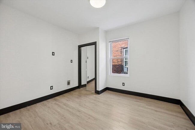 Building Photo - 5310 Spruce St