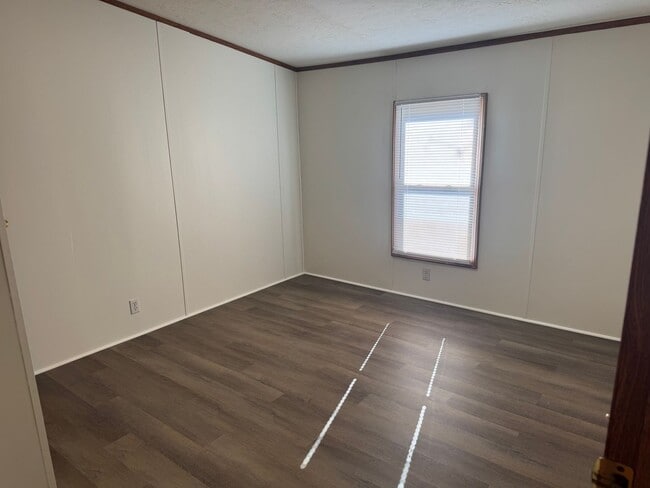 Building Photo - 3 Bedroom 2 Bathroom Home in Johnson City, TN