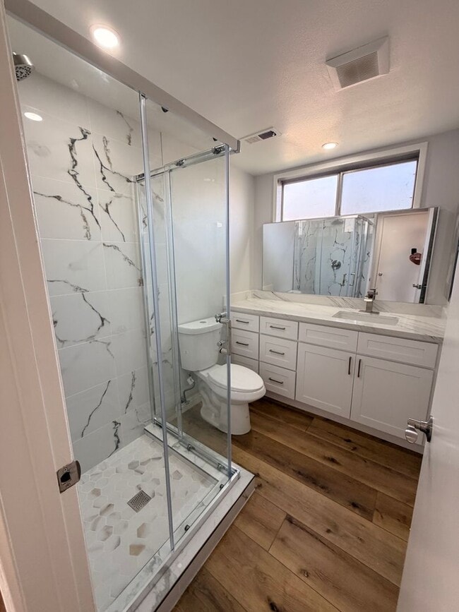 Building Photo - Beautifully Remodeled 4 Bedroom Cypress Ho...