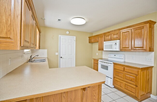 Building Photo - ***195 Hailey Drive***