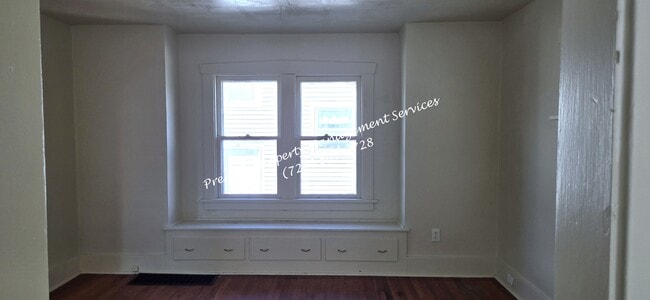 Building Photo - 519 Wengler Ave