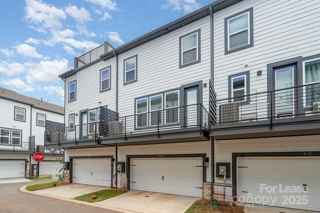 Building Photo - 408 Catawba Ave