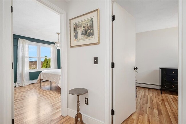 Building Photo - 40 Paolino St