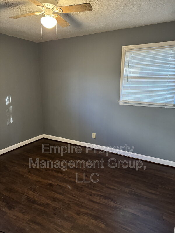 Building Photo - 3508 Traveler Ln