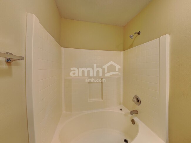 Building Photo - 6385 Matcumbe Way