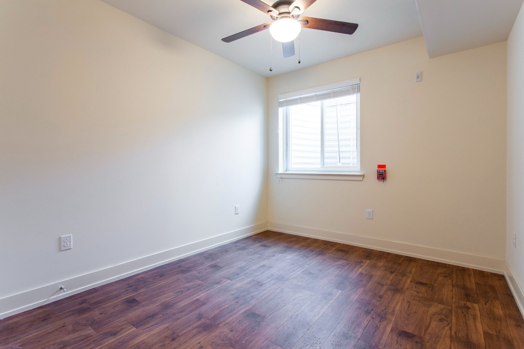 Building Photo - 697 W Berks St