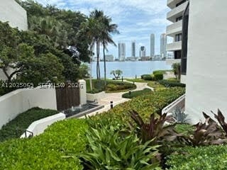 Building Photo - 3000 Island 603 Is