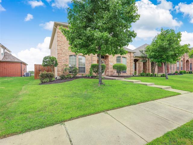 Building Photo - 1041 Crystal Lake Dr