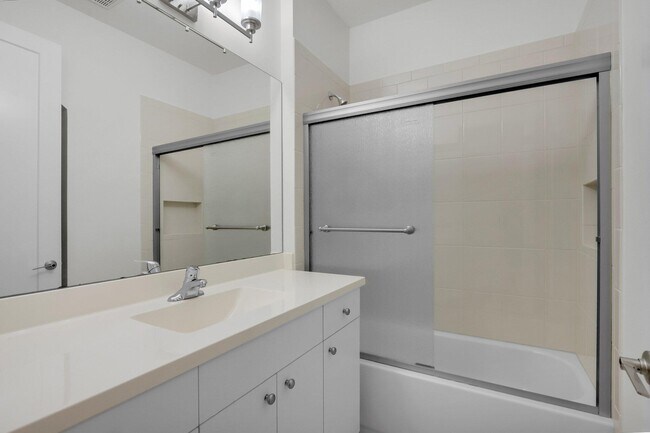 Building Photo - 15205 Seaglass Terrace Ln