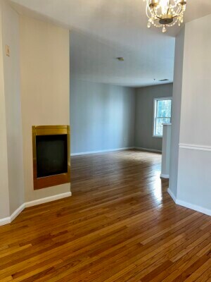 Building Photo - 37 Village Dr