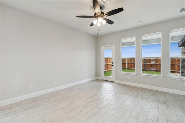 Building Photo - 2821 Woodland Ct