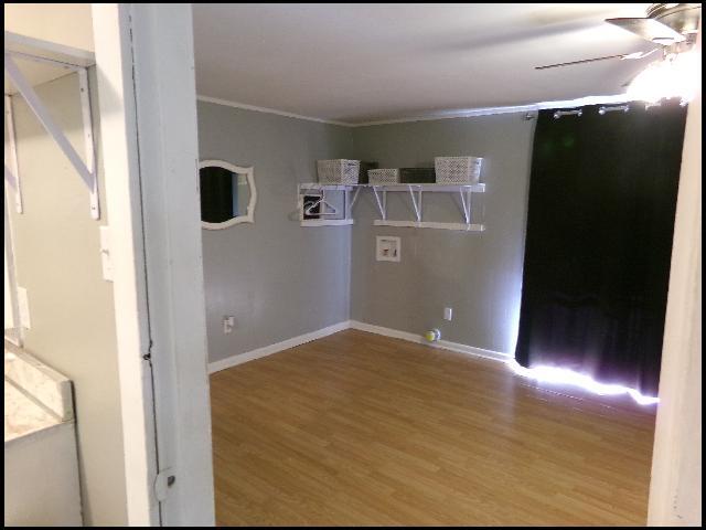 Building Photo - 814 G St