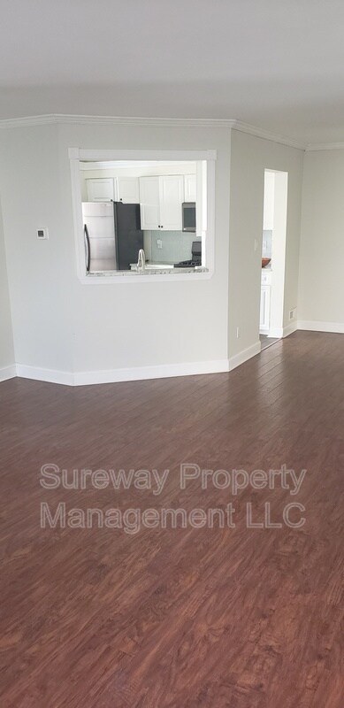 Building Photo - 1505 Saxony Dr