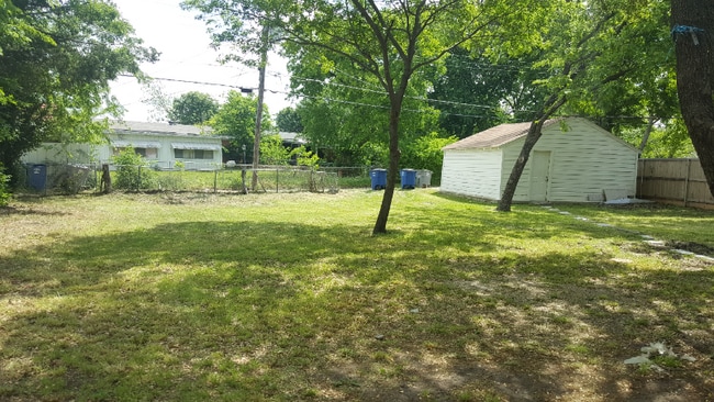 Building Photo - 10852 Cassandra Way