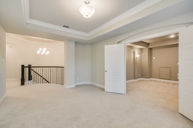 Building Photo - 2610 Sunset Vista Cir