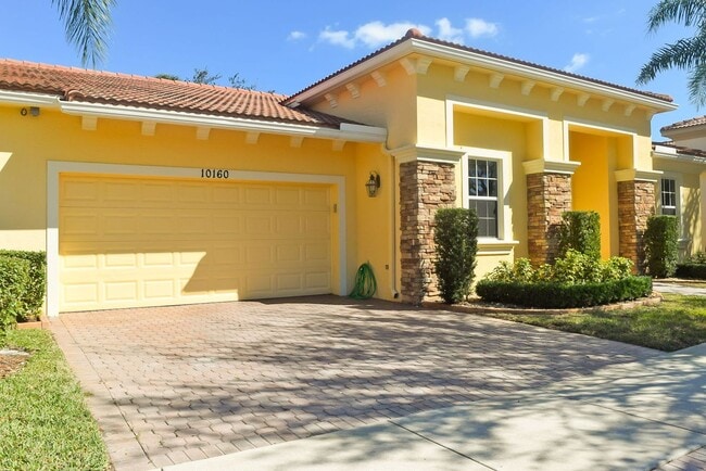 Building Photo - PGA Verano