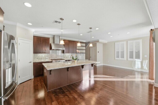 Building Photo - 819 Maddox Loop