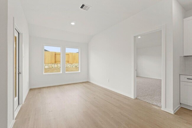 Building Photo - 16523 Hidden Ponderosa Path