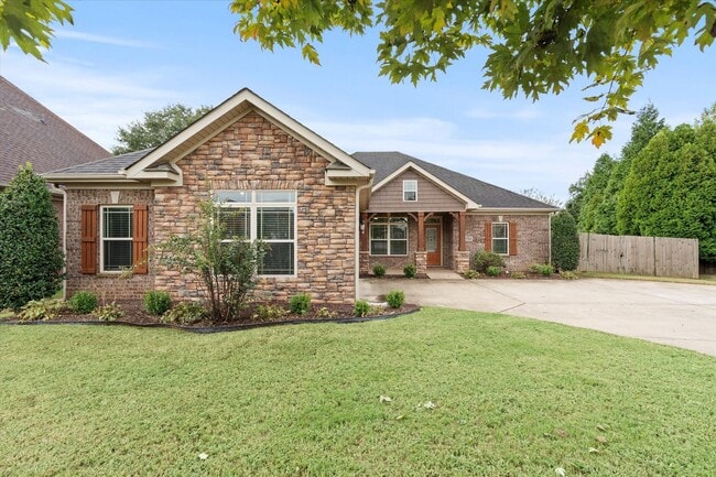 Building Photo - Fenced Yard! Storm Shelter! Conveniently l...