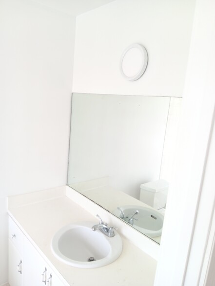 Building Photo - 6940 NW 173rd Dr