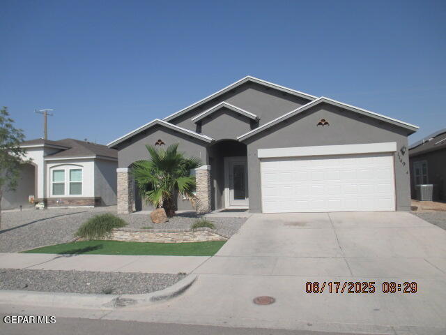 Primary Photo - 1149 Indigo Sky St