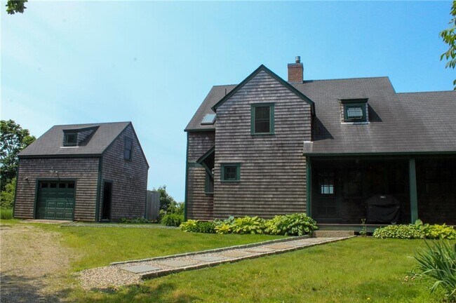 Building Photo - 3 Monkey Wrench Ln