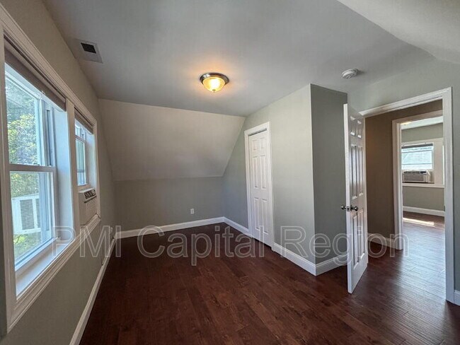 Building Photo - 3903 Hampden St