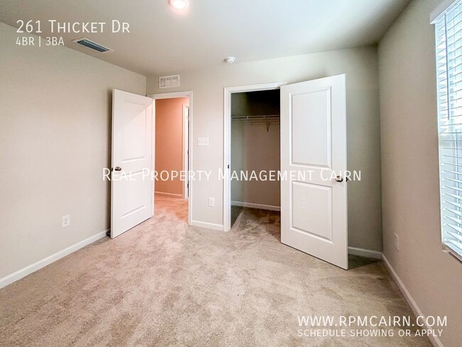 Building Photo - 261 Thicket Dr