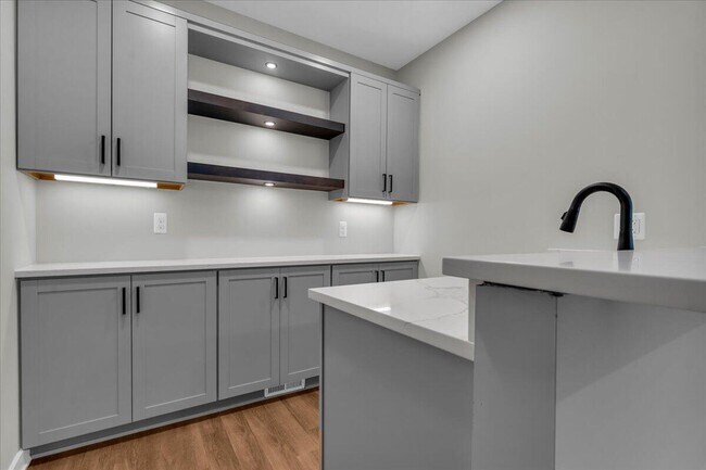 Building Photo - 3729 Boulder Dr