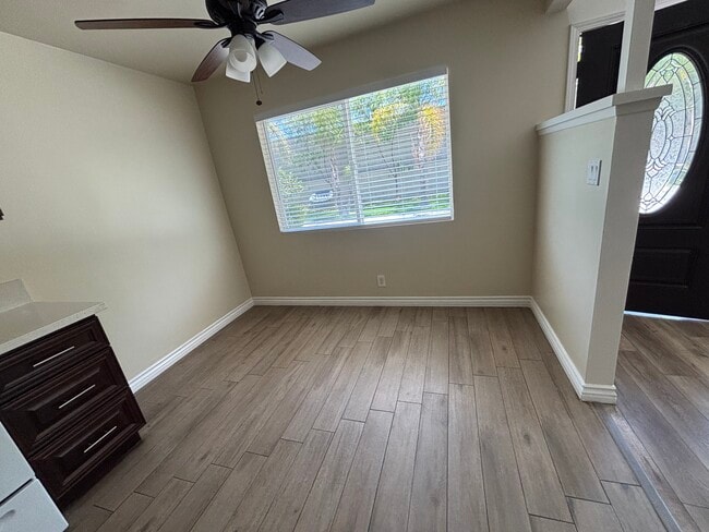 Eating Area - 22573 Adrienne Ave