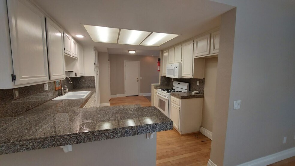 Building Photo - 13582 Sweetshade Way