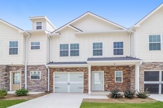 Building Photo - 36 Riley Cir