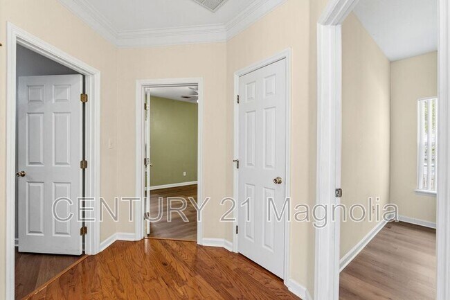 Building Photo - 790 Prairie Ln