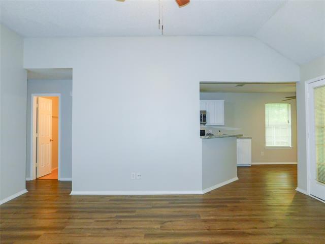 Building Photo - 1008 Bayfield Dr