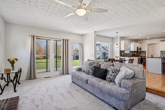 Building Photo - 2230 Seton Dr