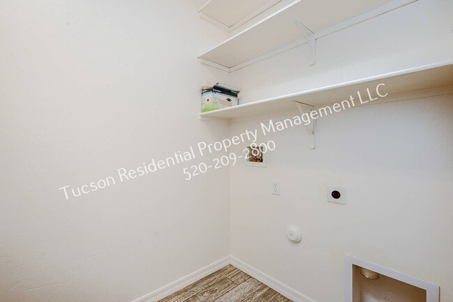 Building Photo - 7334 E Alderberry St