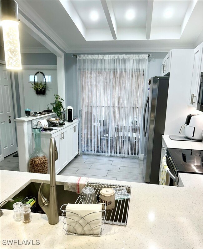 Building Photo - 4021 Ice Castle Way