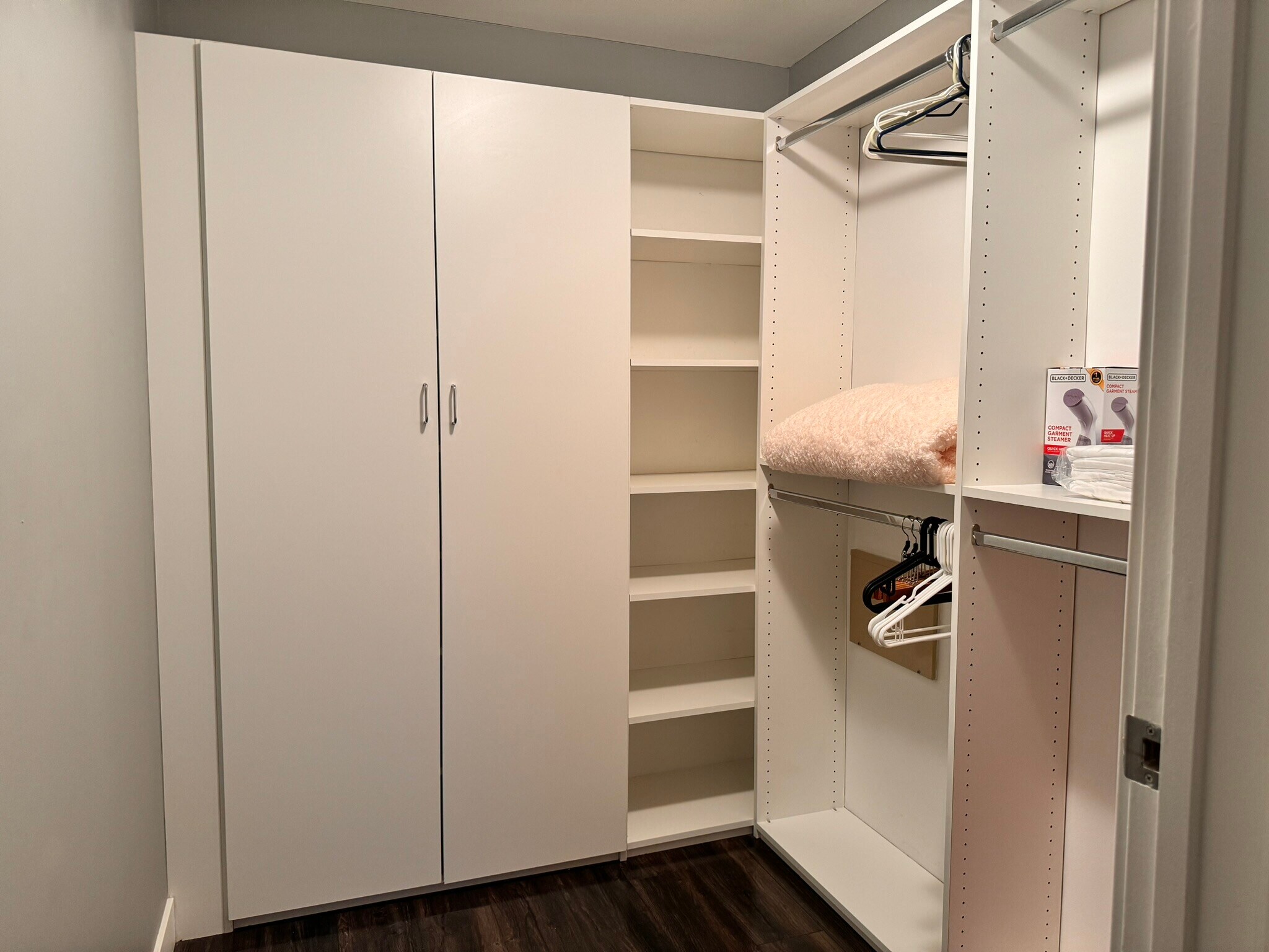 Building Photo - 889 Date St