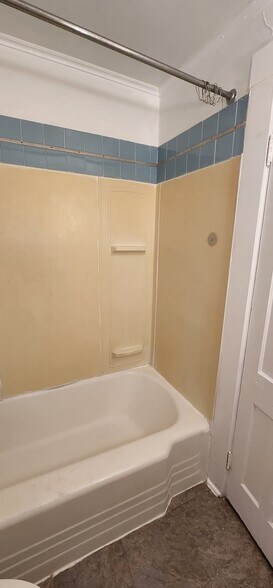 Building Photo - 17 Frank St