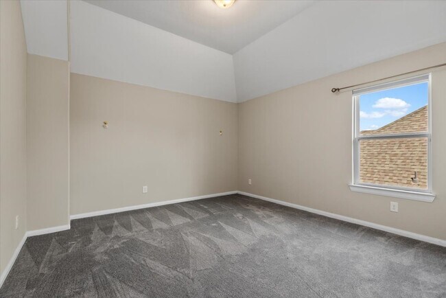 Building Photo - 4071 Northern Spruce Dr