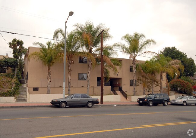 Primary Photo - 2539 Wabash Ave