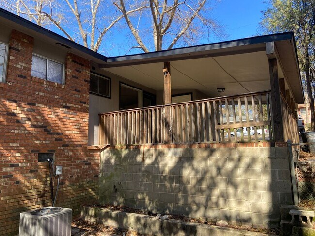 Building Photo - **ON HOLD**3 Bedroom / 1.5 Bathroom Home for Rent in Columbus, GA***