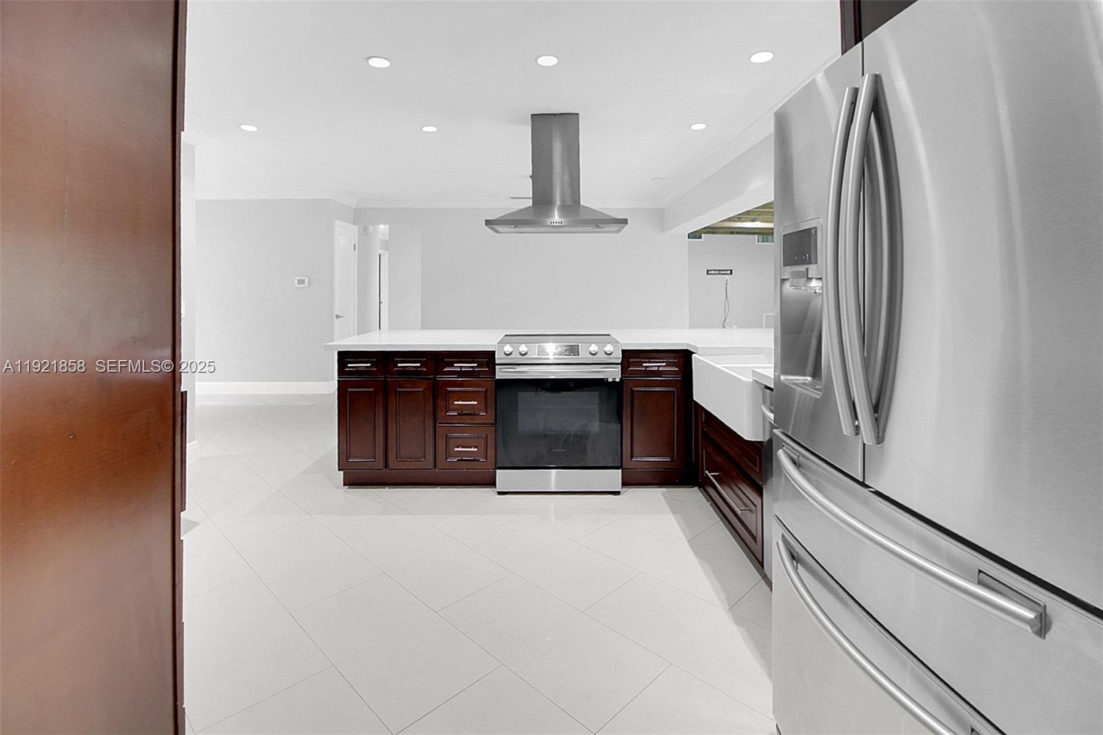 Building Photo - 1804 SW 102nd Ct