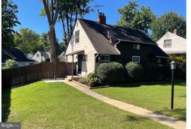 Building Photo - 5700 Stillwell Rd