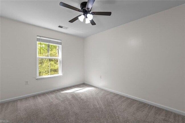 Building Photo - 109 Capeside Ct