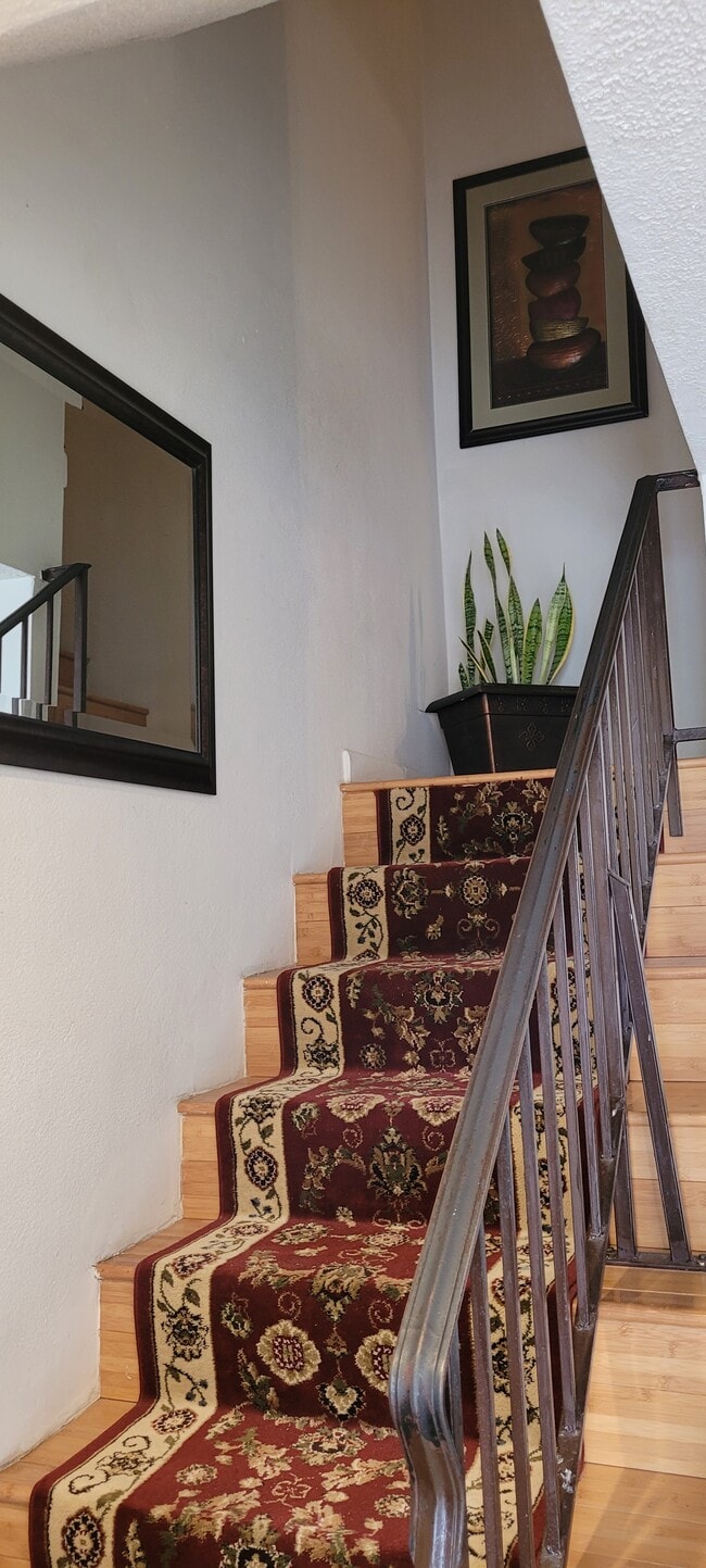 Building Photo - 5958 NW 24th Ct