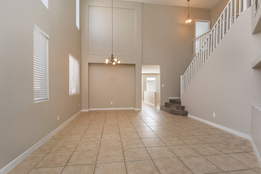 Building Photo - 3917 W Irvin Ave